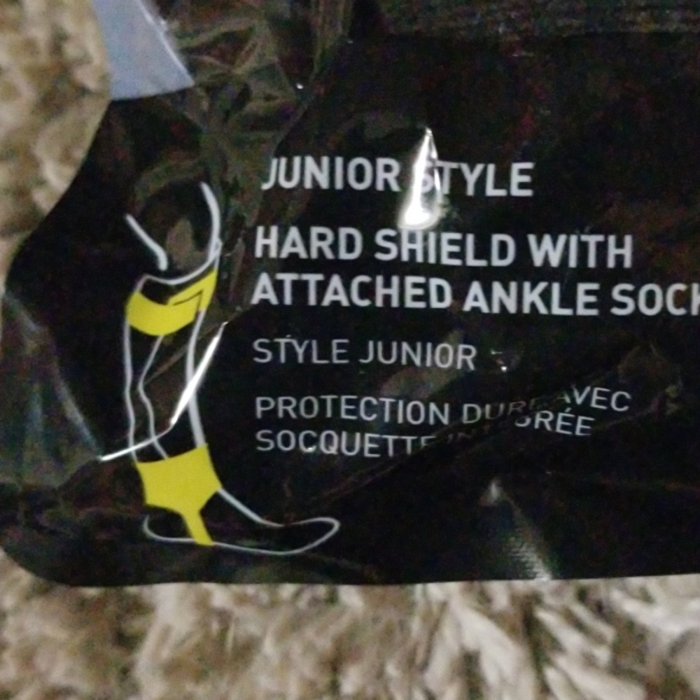 $5 Add-On Adidas Youth Shinguards - Picture 3 of 6